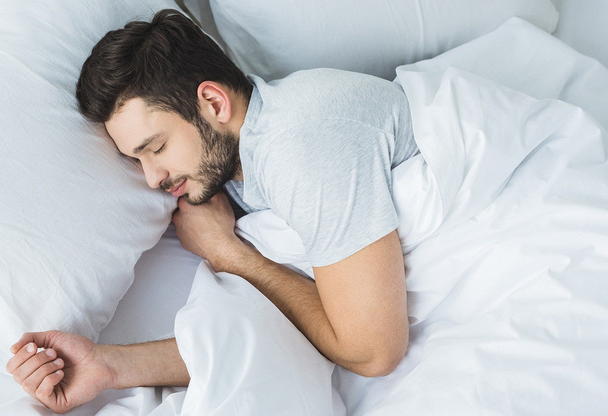 Cómo conseguir un sueño de calidad y por qué el extracto de cereza te hace dormir mejor