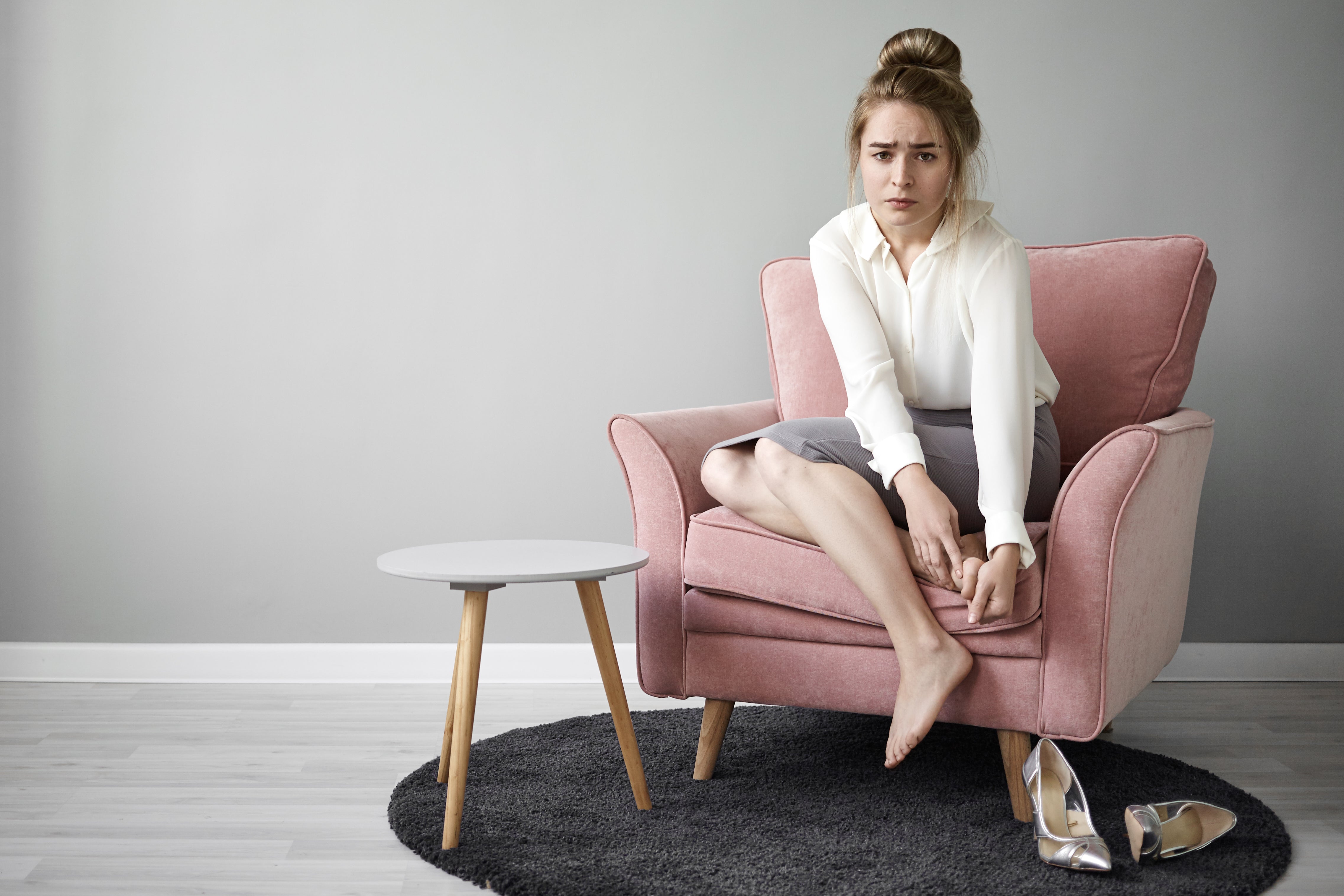 Síndrome de piernas cansadas: causas y soluciones naturales para mejorar tu bienestar